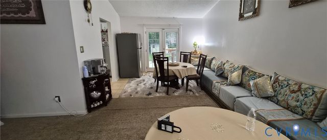 12409 Locustgrove Rd, Henrico, VA 23238