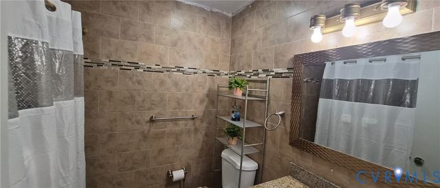 12409 Locustgrove Rd, Henrico, VA 23238