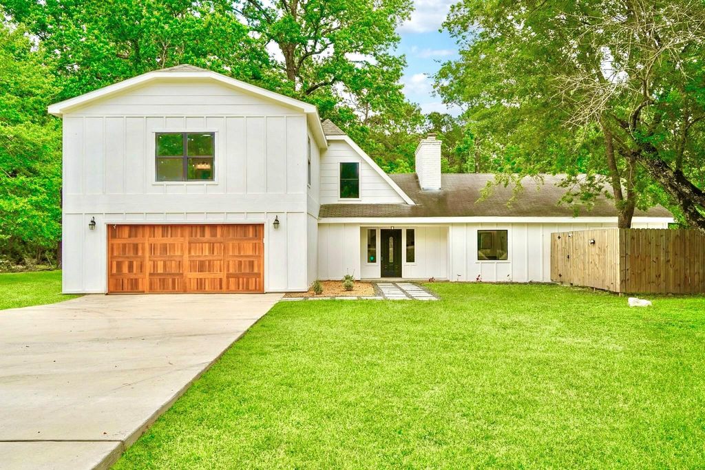 32606 Glenda Drive, Magnolia, TX 77354