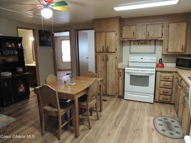 15788 N Singer RD, Rathdrum, ID 83858