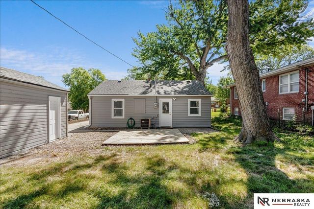 353 S 46th Street, Lincoln, NE 68510