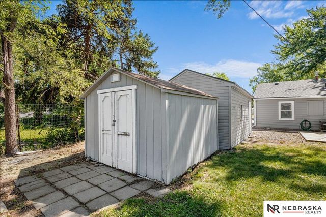 353 S 46th Street, Lincoln, NE 68510