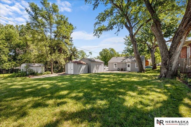353 S 46th Street, Lincoln, NE 68510