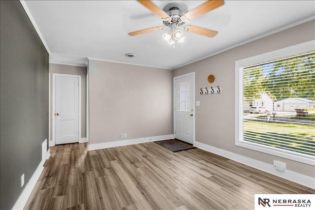 353 S 46th Street, Lincoln, NE 68510