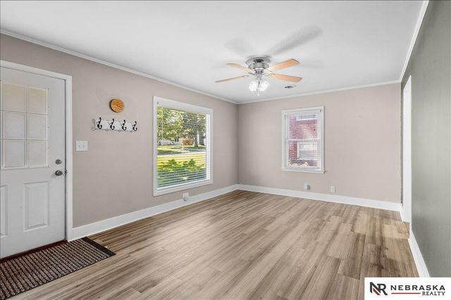 353 S 46th Street, Lincoln, NE 68510