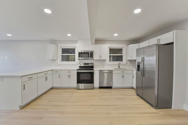 415 Parkdale Drive 2b, Charleston, SC 29414