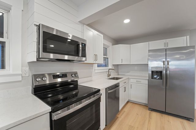 415 Parkdale Drive 2b, Charleston, SC 29414