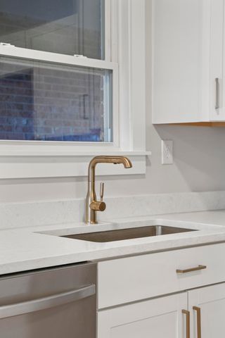 415 Parkdale Drive 2b, Charleston, SC 29414