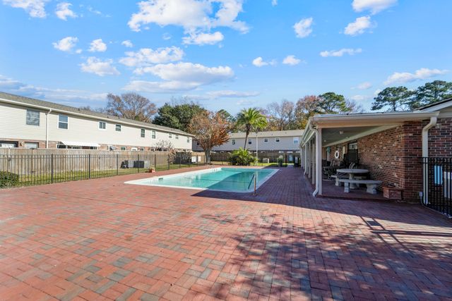 415 Parkdale Drive 2b, Charleston, SC 29414