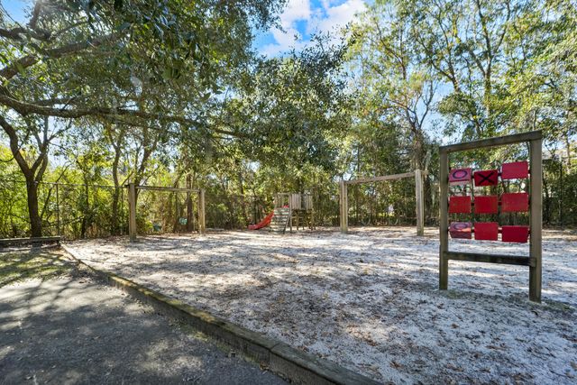 415 Parkdale Drive 2b, Charleston, SC 29414