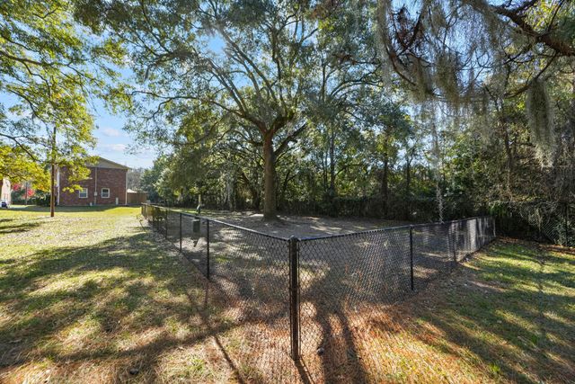 415 Parkdale Drive 2b, Charleston, SC 29414