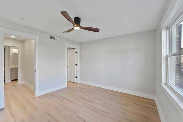 415 Parkdale Drive 2b, Charleston, SC 29414