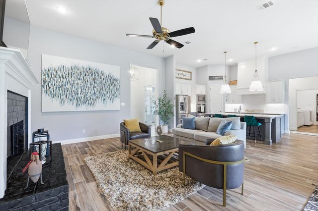 200 Finney Drive, Weatherford, TX 76085