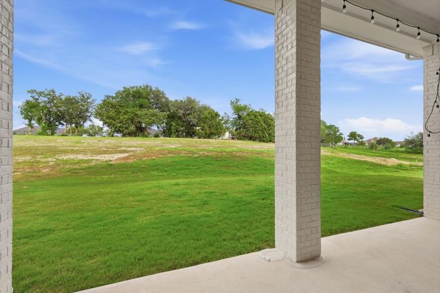 200 Finney Drive, Weatherford, TX 76085