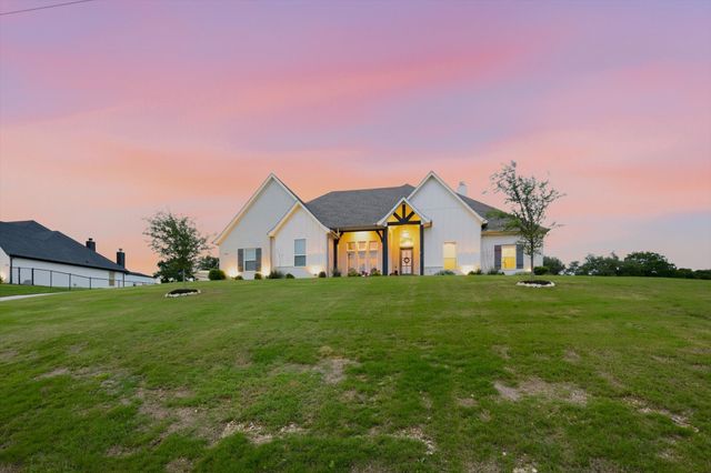 200 Finney Drive, Weatherford, TX 76085