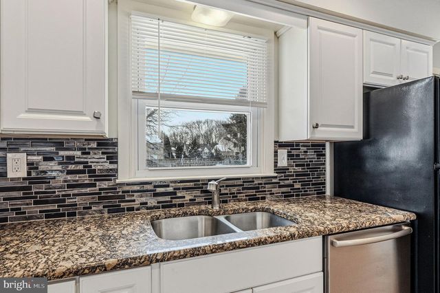 992 OLD BALTIMORE PIKE, Newark, DE 19702