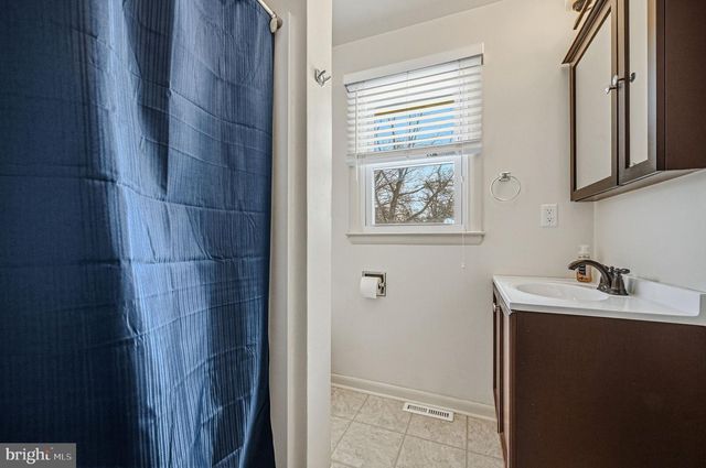 992 OLD BALTIMORE PIKE, Newark, DE 19702