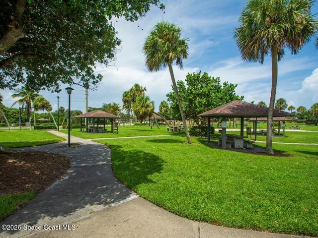 826 Middleton Drive SW, Vero Beach, FL 32962