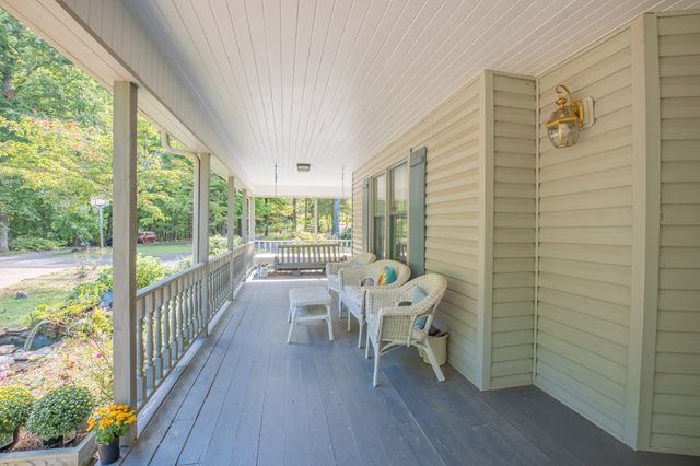 158 Gavlick Ln, Wartrace, TN 37183