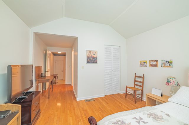 158 Gavlick Ln, Wartrace, TN 37183