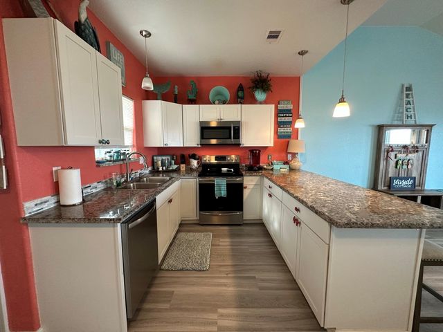 124 Howard Avenue D, Surfside Beach, TX 77541