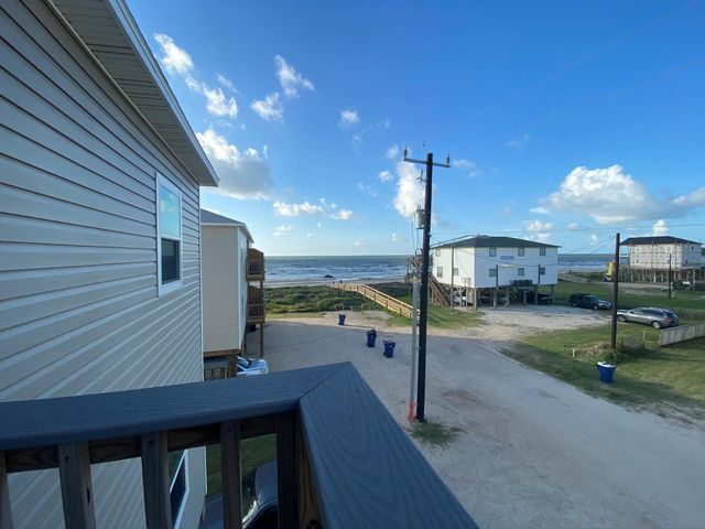 124 Howard Avenue D, Surfside Beach, TX 77541