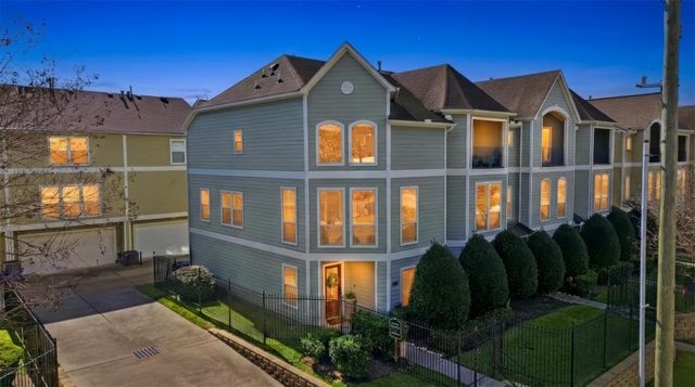 1250 W 18th Street, Houston, TX 77008