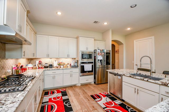 4827 Bellwood Springs Lane, Sugar Land, TX 77479