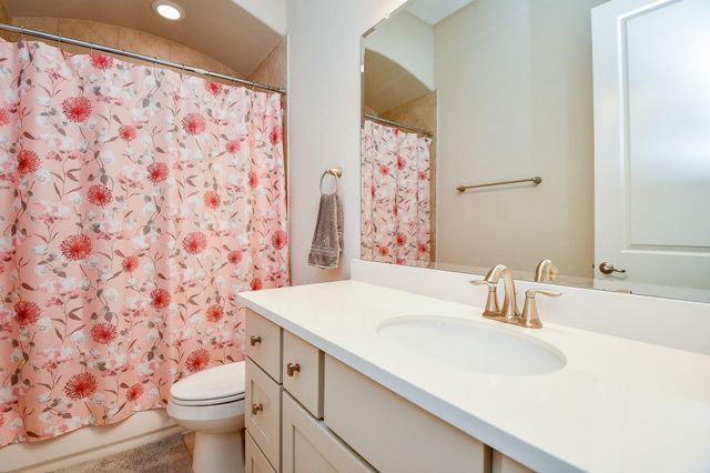 4827 Bellwood Springs Lane, Sugar Land, TX 77479