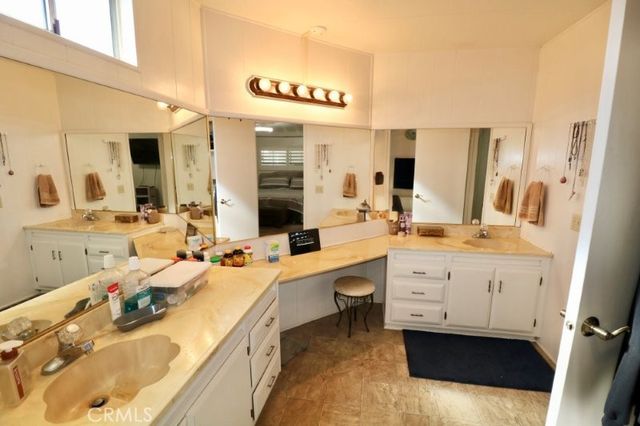 16942 Lake Park Way 6, Yorba Linda, CA 92886