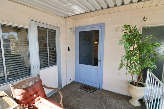 16942 Lake Park Way 6, Yorba Linda, CA 92886