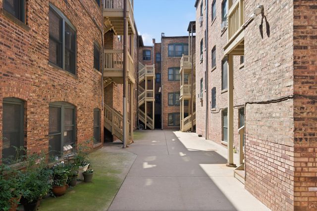 5551 S Kimbark Avenue 14, Chicago, IL 60637