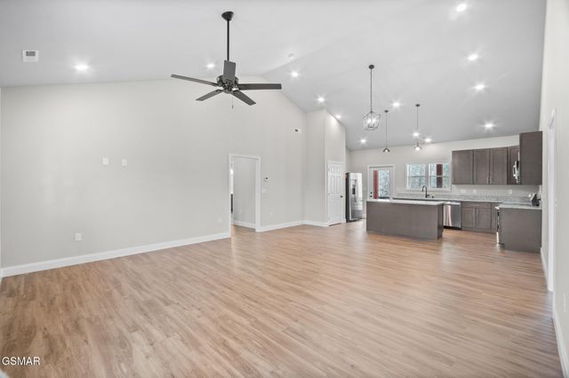 3641 Atala Trail, Kodak, TN 37764