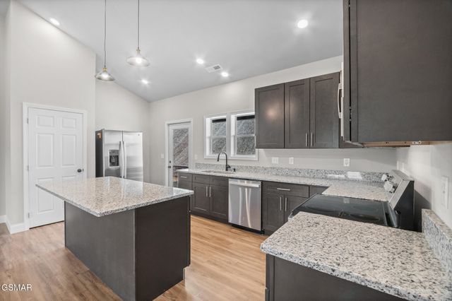 3641 Atala Trail, Kodak, TN 37764