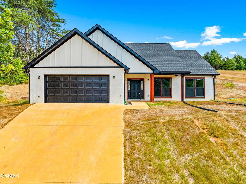 3641 Atala Trail, Kodak, TN 37764