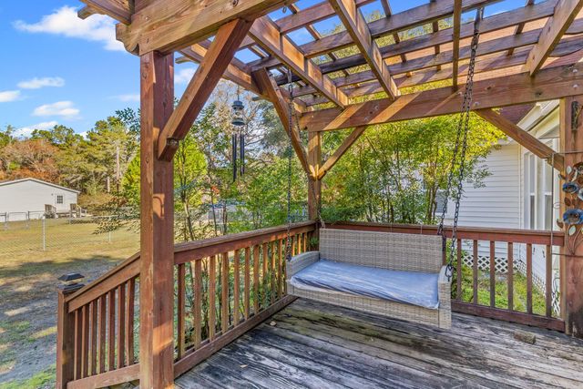 5615 S Highway 165, Ravenel, SC 29470