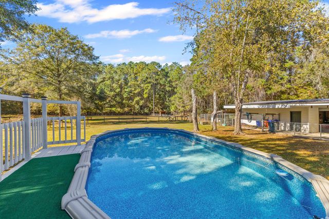 5615 S Highway 165, Ravenel, SC 29470