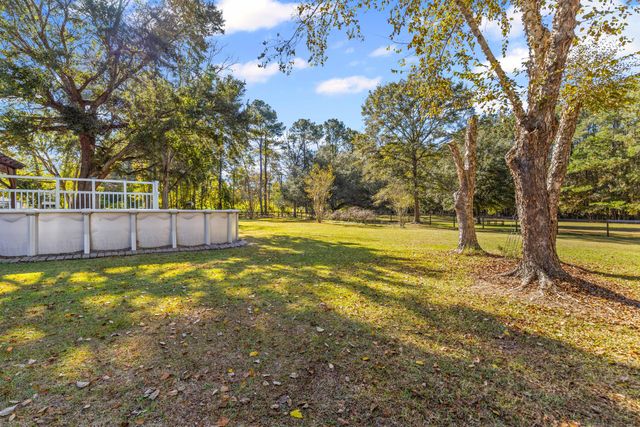 5615 S Highway 165, Ravenel, SC 29470