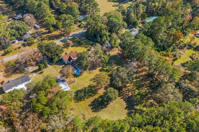 5615 S Highway 165, Ravenel, SC 29470