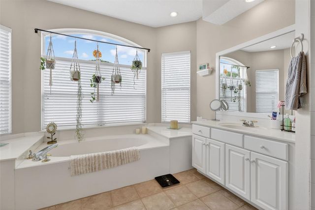4552 LAKE CALABAY DRIVE, Orlando, FL 32837