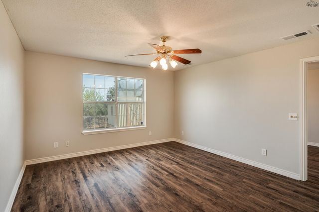 5 CANYON CLIFF COURT, Wichita Falls, TX 76309