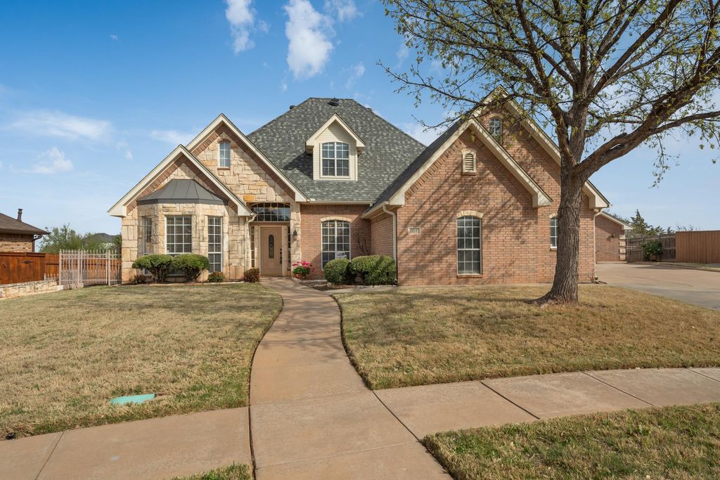 5 CANYON CLIFF COURT, Wichita Falls, TX 76309