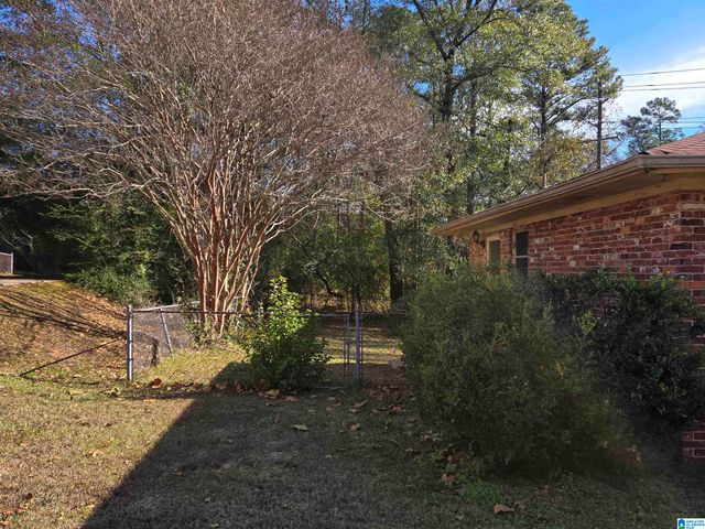 2841 VESTAVIA FOREST PLACE, Vestavia Hills, AL 35216