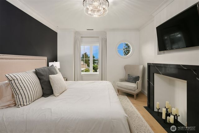 5721 65th Avenue NE, Seattle, WA 98105