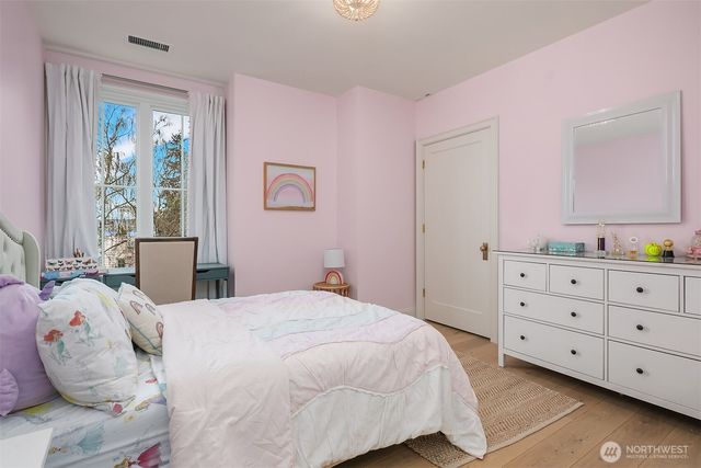 5721 65th Avenue NE, Seattle, WA 98105