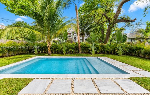 38 NE 50th St, Miami, FL 33137