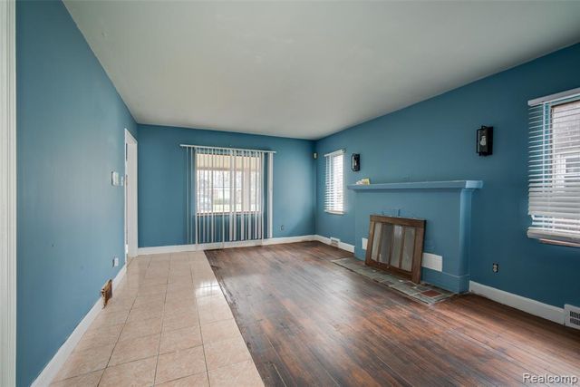 14927 Archdale Street, Detroit, MI 48227