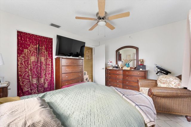 1540 NW 85th Ave, Plantation, FL 33322