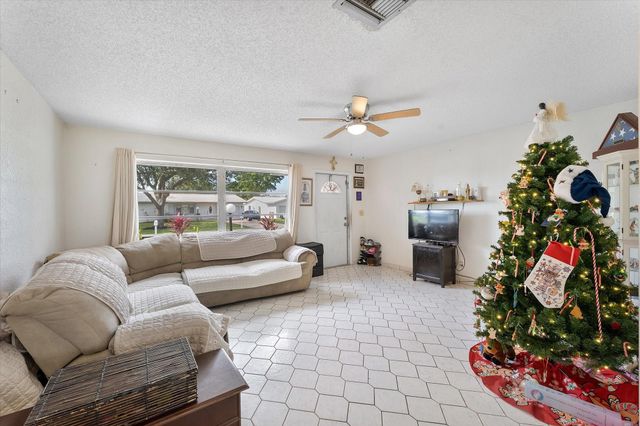 1540 NW 85th Ave, Plantation, FL 33322