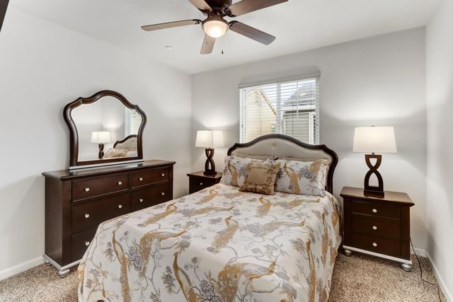 7896 Diamond Willow Ln, Sacramento, CA 95828